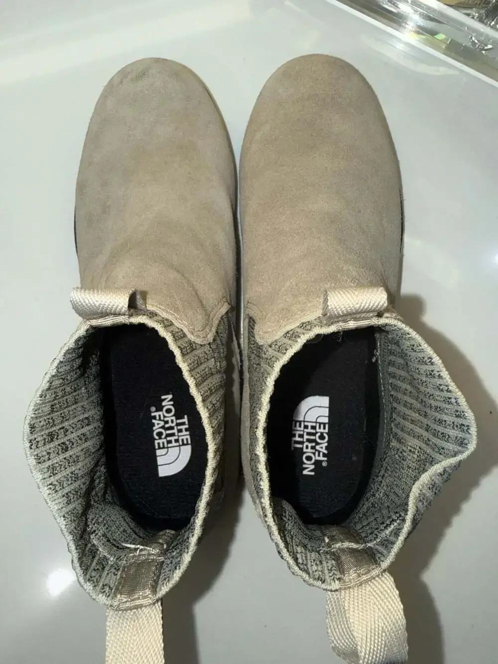 The North Face Women's ThermoBall Lifty Chelsea Boots Size 6.5